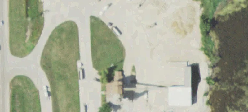 751  Ave