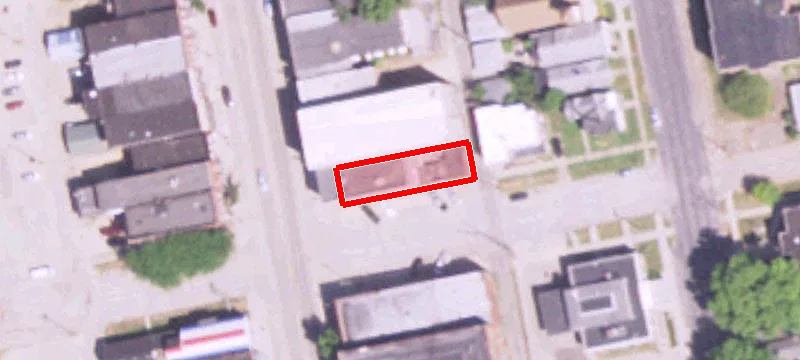 402 Main St
