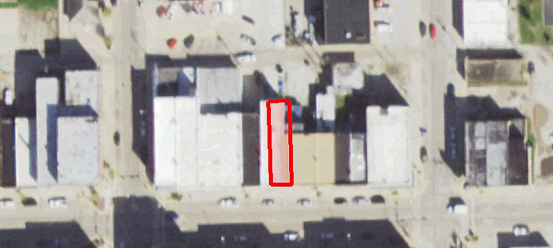 412 Main St