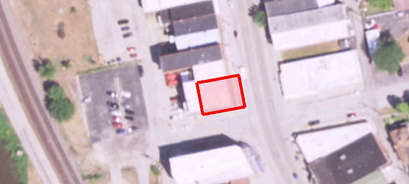 303 Main St