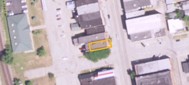 405 Main St