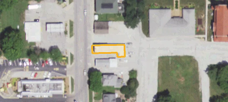 715 Main St