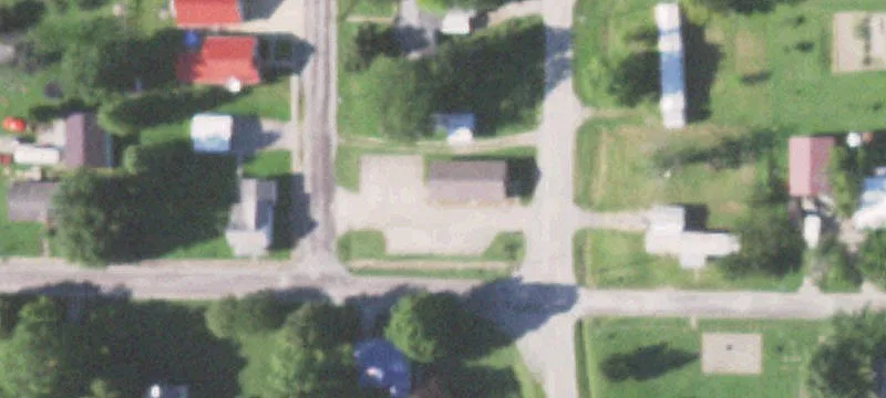 211 Ellis Blvd