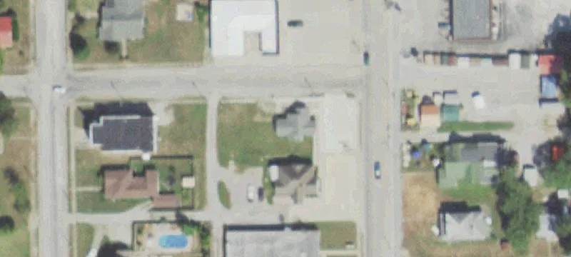 311 12th N Main St