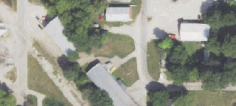 709 James St