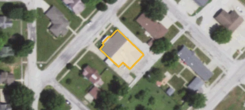 304 Carlin St