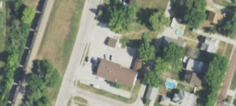 310 Railroad Ave