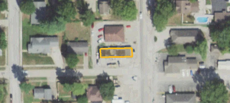 401 Main St
