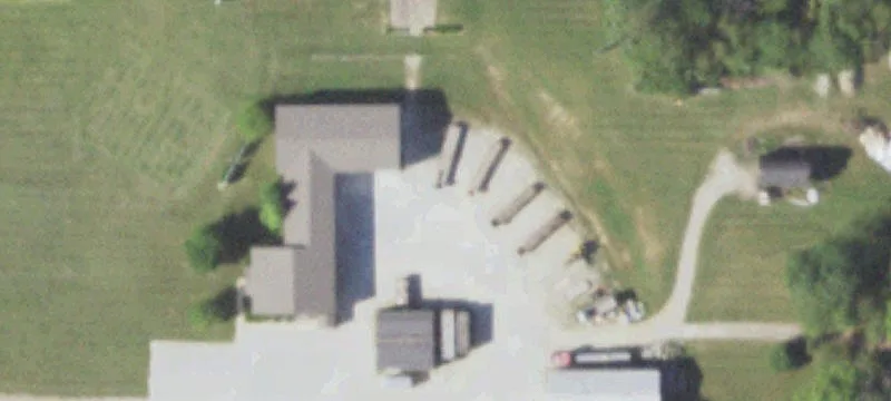 1611 Redbud Rd