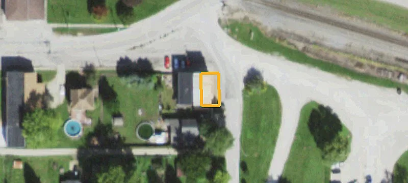 302 Main St