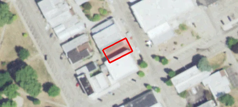 407 Edward St