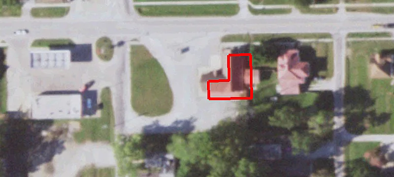 402 Main St