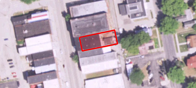 318 Main St