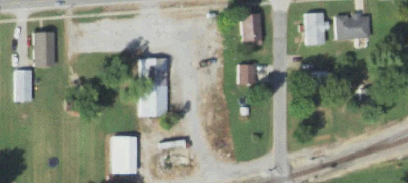 Wayne City, IL 62895