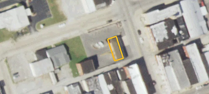 121 Main St