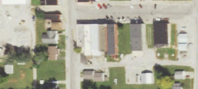 204 Es 2nd St