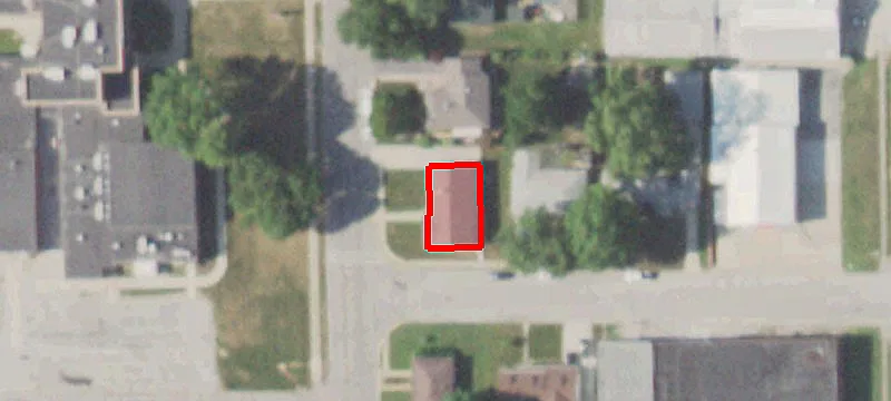 824 Locust St