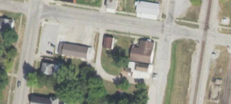27 Main St