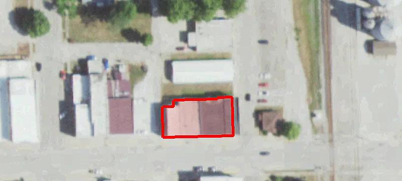 100  Ave