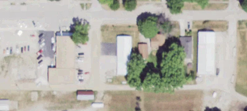302 Santa Fe Ave