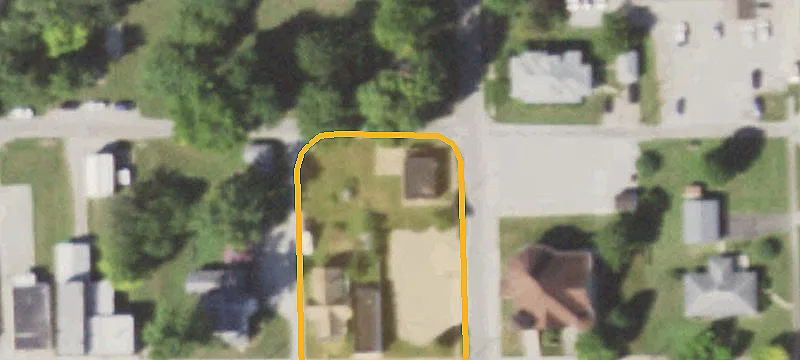 106 Brown St