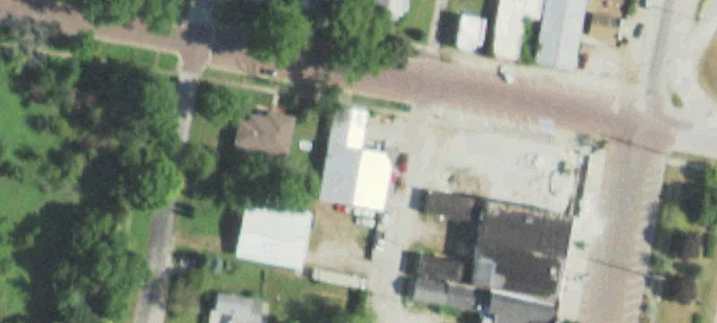 121 Lincoln Ave