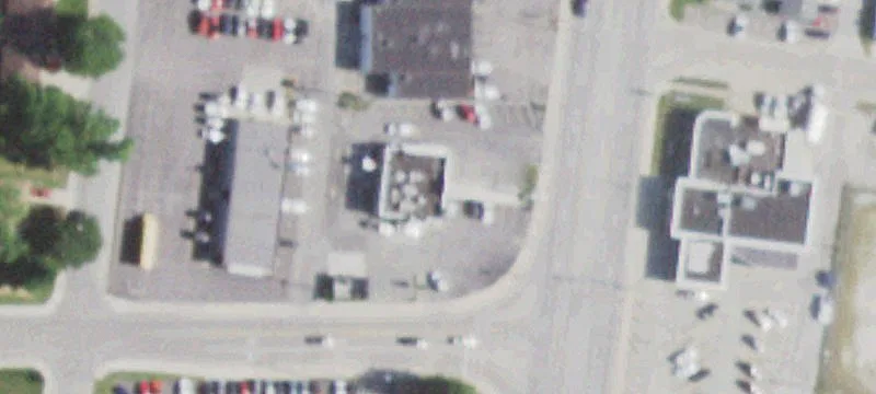 353 Kennedy Dr
