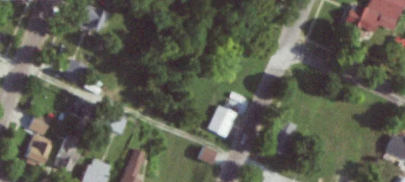 215 4th St