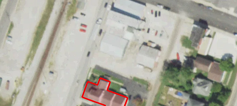 540 Oak Ave