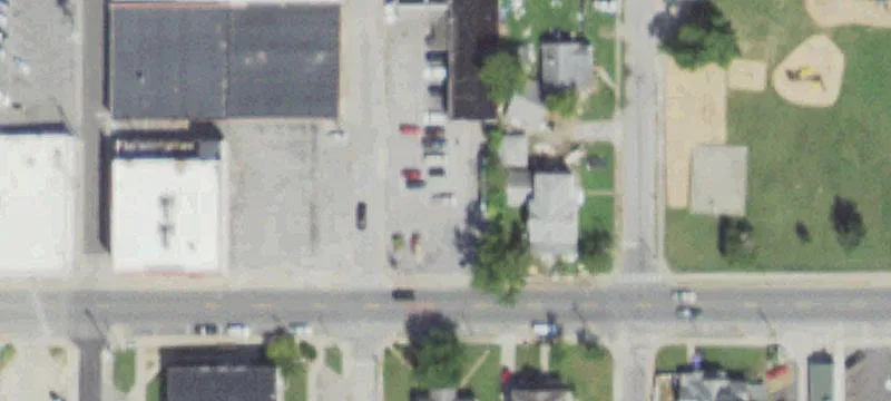 300 Main St