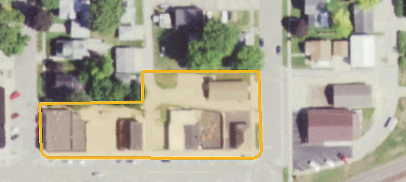 605 Brown Ave
