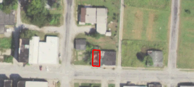106 Oak St