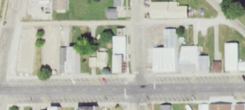 132 Maple Ave