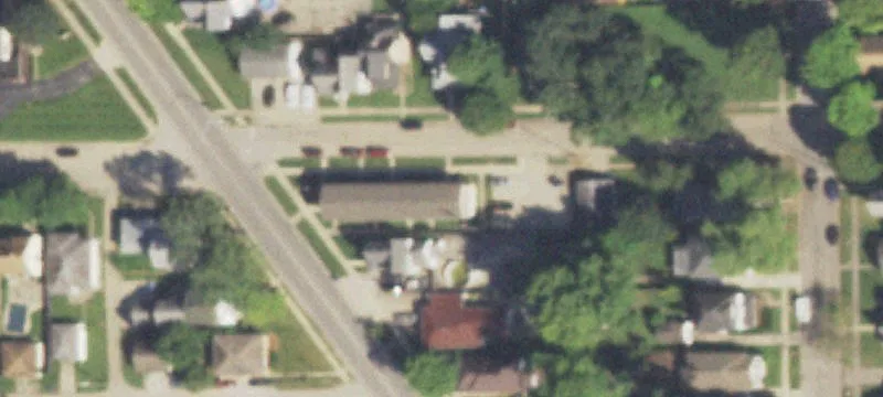 890 5th Ave