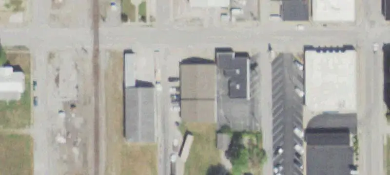 102 Oak St