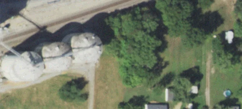 Wayne City, IL 62895