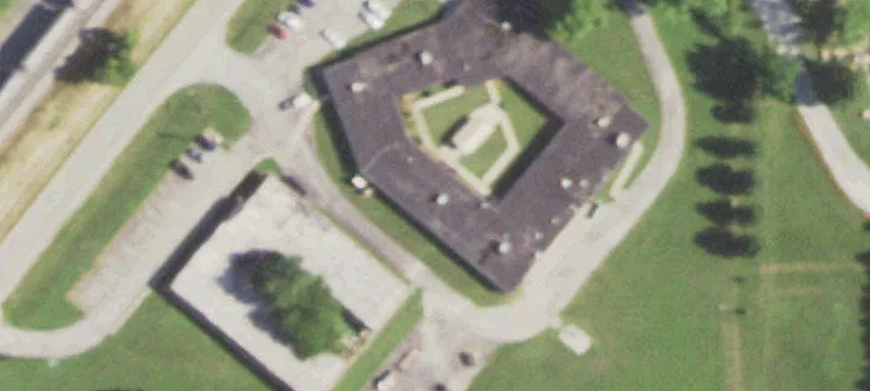 800 Mcadam Dr