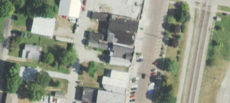121 Chestnut St