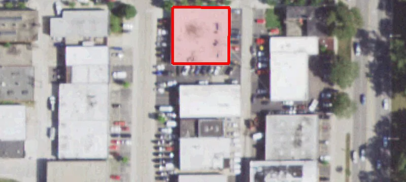 8243 Christiana Ave