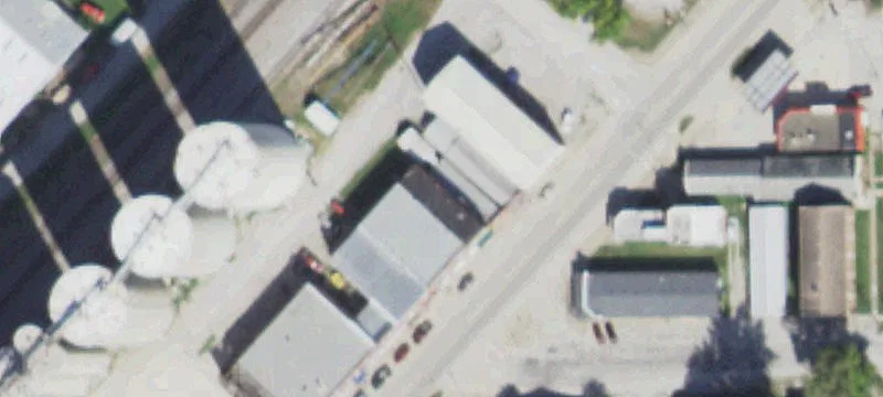 221 Railroad Ave