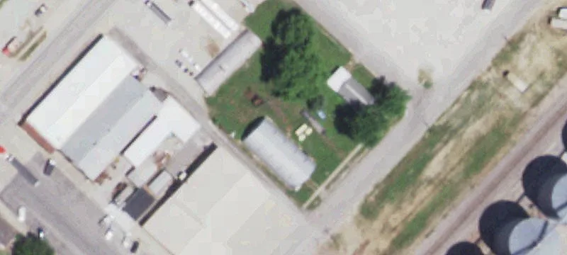 109 Railroad St