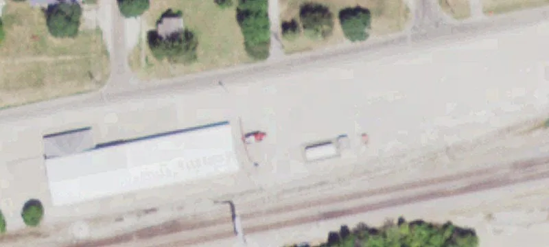 Railroad Ave