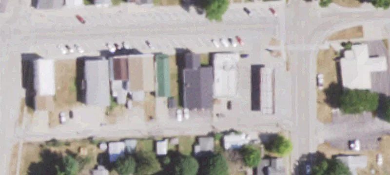 809 Main St
