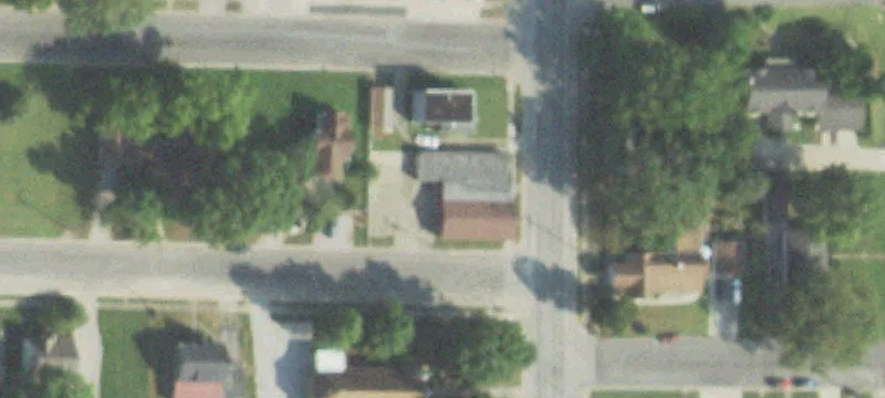 401 Frnt St
