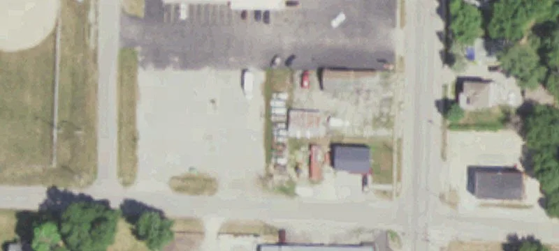 1124 Main St
