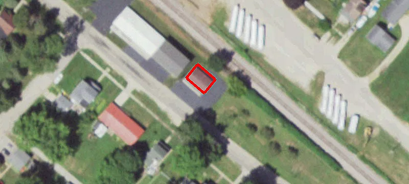 306 Main St