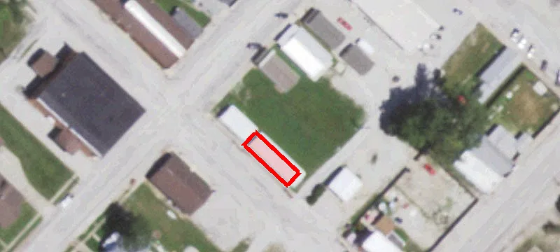 502 Carlin St