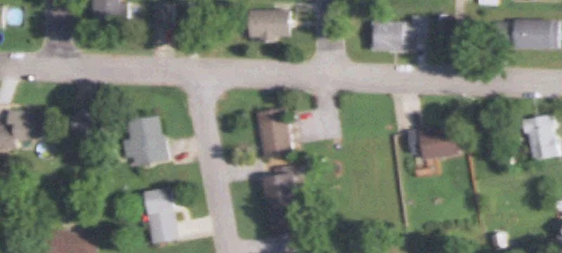 512 James St
