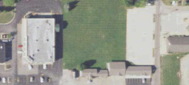 303 Lincoln Ave