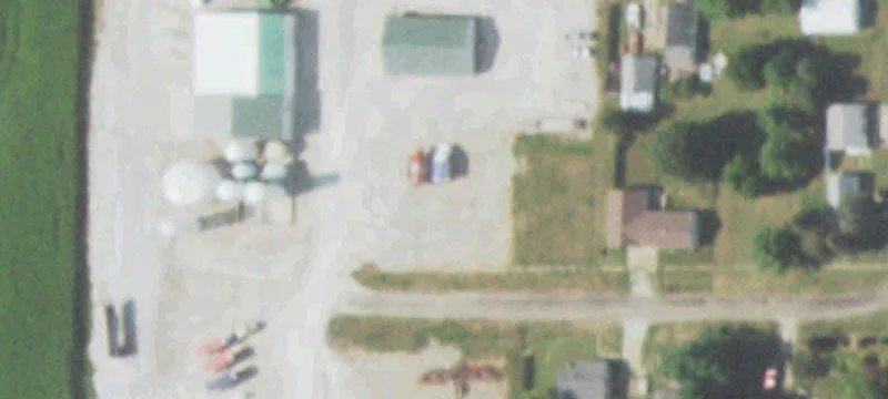 1290 Main St